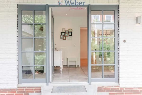 Immobilie in Wyk auf Föhr - Repräsentative Stadtvilla mit genehmigter Ferienvermietung nahe Strand und Nordsee! - Bild 1