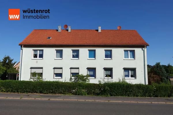 Immobilie in Bad Tabarz - Gepflegte Eigentumswohnung mit Doppelgarage und ca. 600 m² Freizeitgrundstück - Bild 0