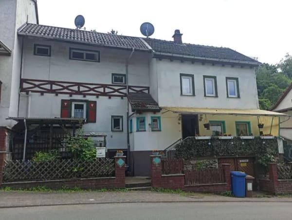 Immobilie in Heidenrod - Platz für die ganze Familie - Zweifamilienhaus mit Garten - Bild 0