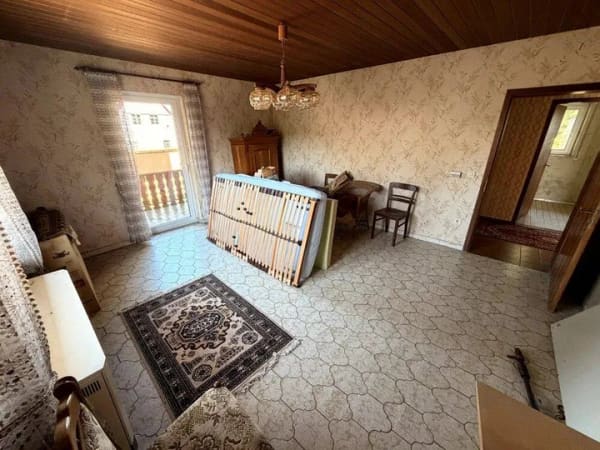 Immobilie in Gnotzheim - ORTSRANDLAGE & PLATZ - Zweifamilienhaus mit Scheune und Garten - Bild 2