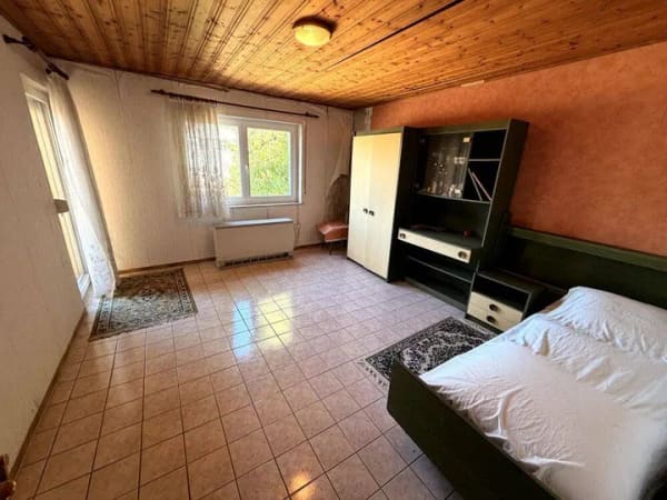 Immobilie in Gnotzheim - ORTSRANDLAGE & PLATZ - Zweifamilienhaus mit Scheune und Garten - Bild 3