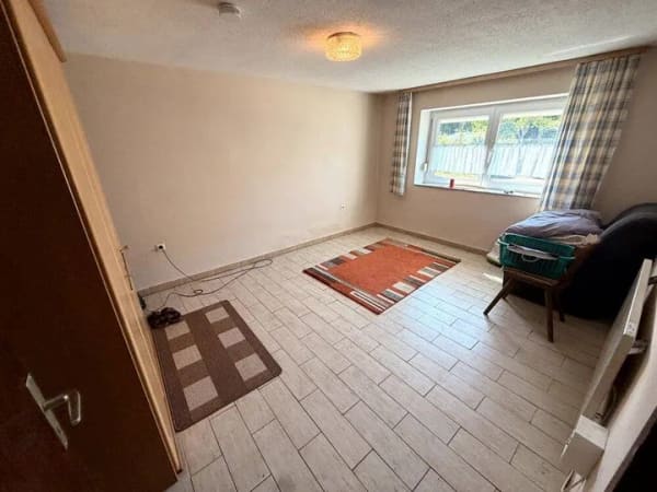 Immobilie in Gnotzheim - ORTSRANDLAGE & PLATZ - Zweifamilienhaus mit Scheune und Garten - Bild 4