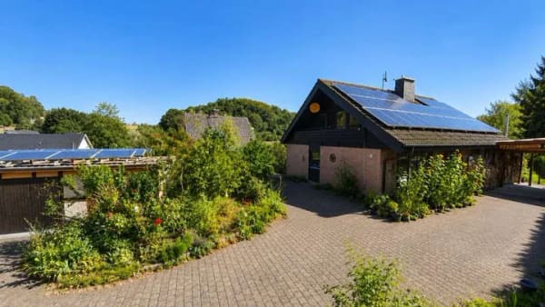 Immobilie in Maxsain - Naturnah wohnen: Geräumiges Einfamilienhaus/teilbar mit 6 Zimmern und viel Platz im Garten - Bild 0