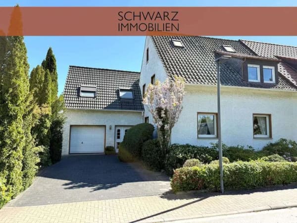 Immobilie in Erwitte - Großzügiges Familienhaus mit traumhaft weitläufigem Garten in Erwitte - Bild 0