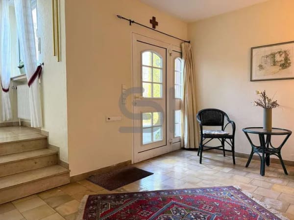 Immobilie in Erwitte - Großzügiges Familienhaus mit traumhaft weitläufigem Garten in Erwitte - Bild 2