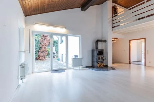 Immobilie in Jugenheim - Jung & Kern Immobilien - Freistehendes Einfamilienhaus in ruhiger Sackgassenlage - Bild 0