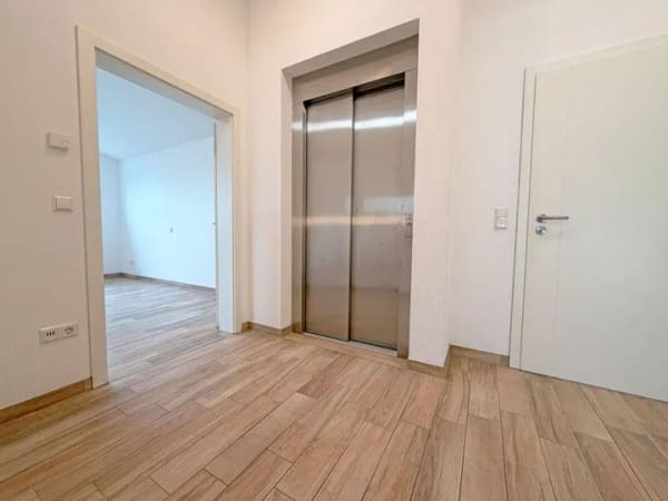 Immobilie in Schüttorf - Seniorengerechte Penthousewohnung  Erdwärme, Fahrstuhl, Stellplatz und viele Extras! - Bild 3