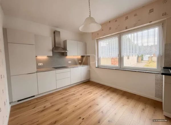 Immobilie in Zülpich - Ein Zuhause mit Raum für Ihre Ideen – Potenzial zum Familientraum mit großem Garten - Bild 3