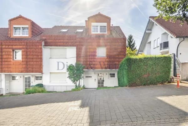 Immobilie in Heuchelheim - Attraktive Wohnung mit Garten und Terrasse in Heuchelheim-Kinzenbach - Bild 1