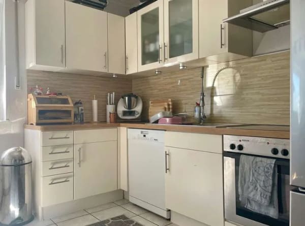 Immobilie in Wiehl - Wohnen oder investieren: Großzügig geschnittene Eigentumswohnung mit Balkon und Stellplätzen! - Bild 3