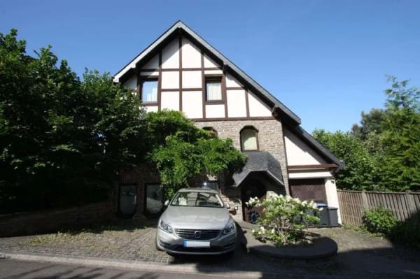 Immobilie in Ernst - Wohnen mit Charakter -  Haus mit Moselblick, großem Grundstück und Naturpool ohne Maklerkosten - Bild 3