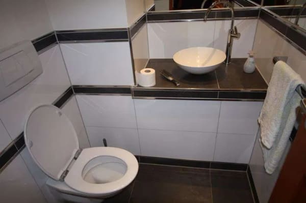 Immobilie in Ernst - Wohnen mit Charakter -  Haus mit Moselblick, großem Grundstück und Naturpool ohne Maklerkosten - Bild 4