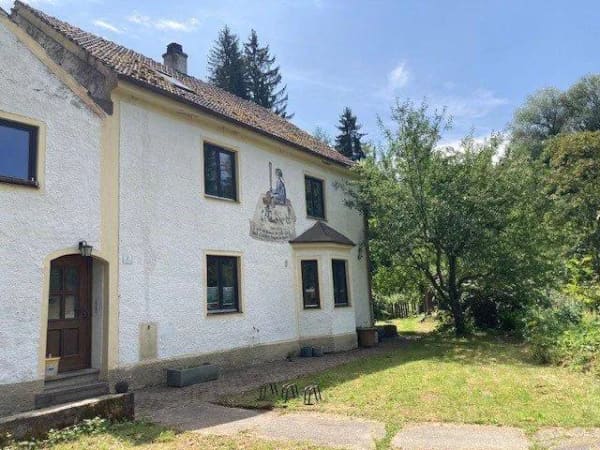 Immobilie in Kraiburg - Ein Haus - fast Alleinlage - Bild 0