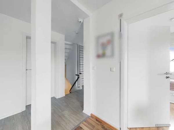 Immobilie in Lohra - Raum für Wohnen, Leben, Wohlfühlen - Bild 3