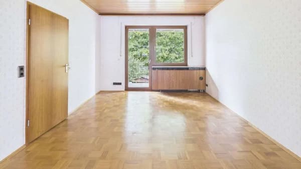 Immobilie in Zornheim - Großzügiges Zweifamilienhaus mit Garten– Verwirklichen Sie Ihre Wohnträume - Bild 2
