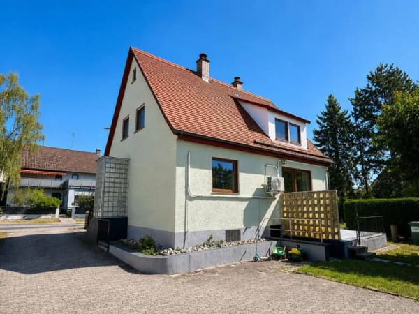 Immobilie in Dombühl - Seltene Gelegenheit für die junge Familie - Einfamilienhaus mit großem Garten im Dombühl - Bild 3