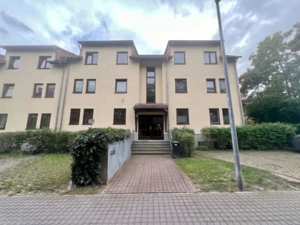 Immobilie in Machern - 4-Raum Wohnung (davon ein Hobbyraum) mit Terrasse, Garten und Stellplatz in Machern - Bild 0