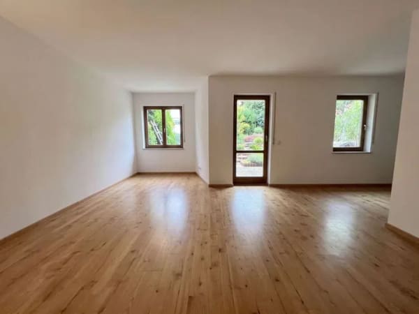 Immobilie in Machern - 4-Raum Wohnung (davon ein Hobbyraum) mit Terrasse, Garten und Stellplatz in Machern - Bild 2