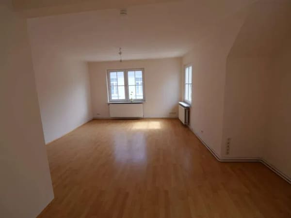 Immobilie in Nienburg/Weser - Wohn-/ und Geschäftshaus in bester Lage   interessante Kapitalanlage in der nienburger Altstadt - Bild 1