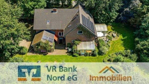 Immobilie in Risum-Lindholm - -Altes Pastorat- Großes Wohnhaus mit Nebengebäuden auf einzigartigem Naturgrundstück in Dorfkernlage - Bild 0