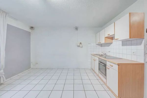 Immobilie in Kirchheim unter Teck - Attraktive Kapitalanlage – vermietete 1-Zimmer-Wohnung mit Terrasse & Tiefgaragenstellplatz - Bild 4