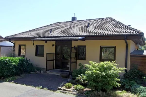 Immobilie in Oberwörresbach - Bungalow-Idylle: Ruhig wohnen mit traumhaftem Weitblick! - Bild 0