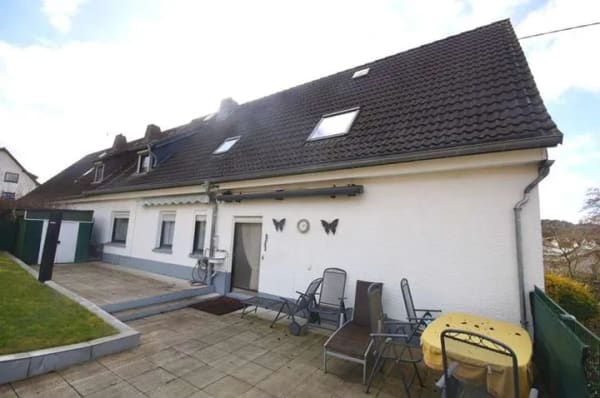 Immobilie in Niederelbert - Niederelbert, Wohnhaus mit großer Garage in herrlicher Ortsrandlage *VIRTUELLE 360° BESICHTIGUNG ... - Bild 3