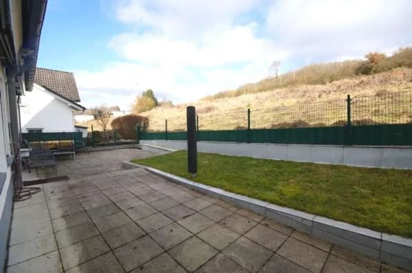 Immobilie in Niederelbert - Niederelbert, Wohnhaus mit großer Garage in herrlicher Ortsrandlage *VIRTUELLE 360° BESICHTIGUNG ... - Bild 4