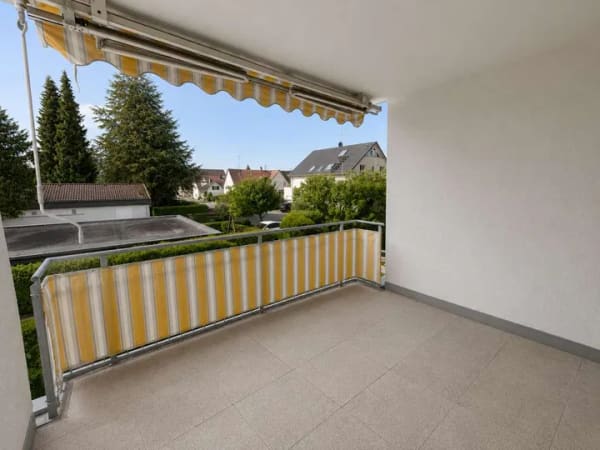 Immobilie in Hilzingen - 4-Zimmer-Wohnung mit Balkon  Keller & Tiefgarage – ruhige Lage in Hilzingen - Bodensee - Bild 4