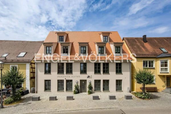Immobilie in Wolframs-Eschenbach - Modernes Investment im Fränkischen Seenland - Voll möblierte Maisonette-Wohnung mit Ferienvermietungskonzept - Bild 1