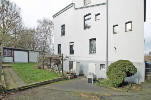Immobilie in Wetter (Ruhr) - 3-Familienhaus mit großem Grundstück und viel Potenzial für Eigennutzer oder Kapitalanleger - Bild 2