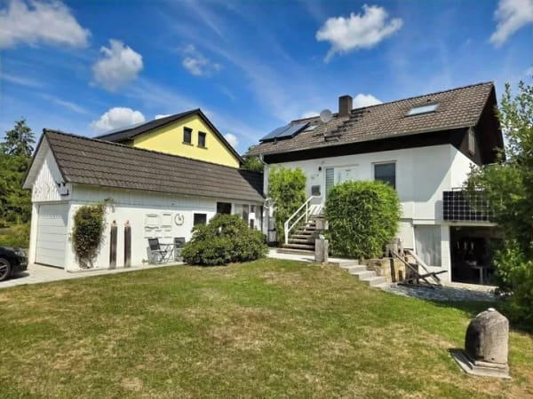Immobilie in Rauhenebrach - Charmantes Einfamilienhaus in ruhiger und naturnaher Lage von Obersteinbach - Bild 0