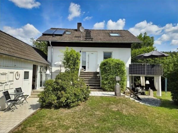 Immobilie in Rauhenebrach - Charmantes Einfamilienhaus in ruhiger und naturnaher Lage von Obersteinbach - Bild 2