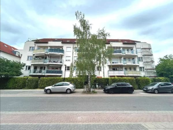 Immobilie in Wildau - Bezugsfrei: Charmante 3-Zimmer-Wohnung mit Tiefgaragen-Stellplatz und 2 Balkone in Berlin-Wildau - Bild 1