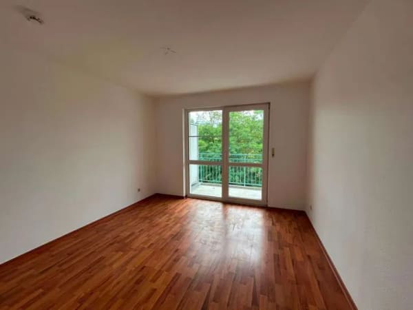 Immobilie in Wildau - Bezugsfrei: Charmante 3-Zimmer-Wohnung mit Tiefgaragen-Stellplatz und 2 Balkone in Berlin-Wildau - Bild 4