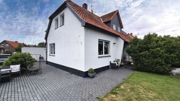 Immobilie in Wietze - Charmantes Zuhause mit viel Wohngefühl – gepflegte DHH mit Garten in Wietze - Bild 0