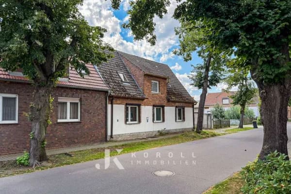 Immobilie in Elsterheide - Halštrowska Hola - Platz für Familie, Handwerk & Natur: Traditionelles Wohnhaus mit Potenzial in ruhiger Dorflage - Bild 0