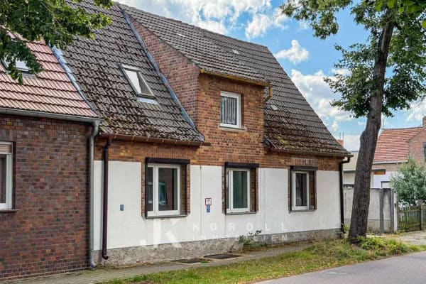 Immobilie in Elsterheide - Halštrowska Hola - Platz für Familie, Handwerk & Natur: Traditionelles Wohnhaus mit Potenzial in ruhiger Dorflage - Bild 2