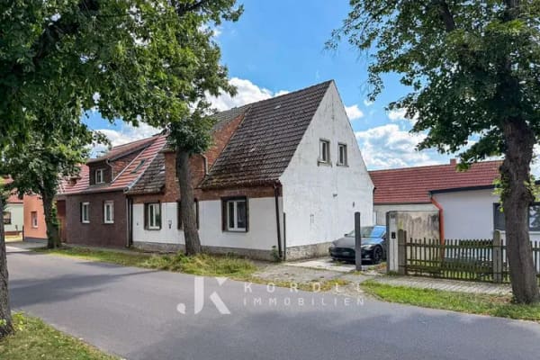 Immobilie in Elsterheide - Halštrowska Hola - Platz für Familie, Handwerk & Natur: Traditionelles Wohnhaus mit Potenzial in ruhiger Dorflage - Bild 3