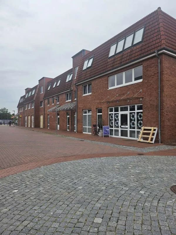 Immobilie in Brunsbüttel - 2 -Zimmer Wohnung im neuen Zentrum von Brunsbüttel!! - Bild 2