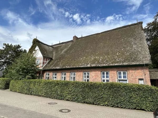Immobilie in Cadenberge - Mehrfamilienhaus mit Gewerbe zentral in Cadenberge - Bild 2