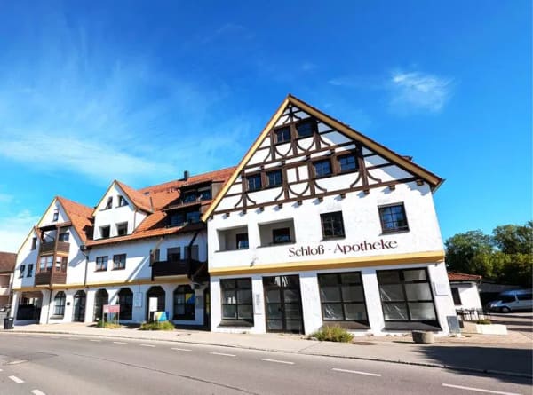 Immobilie in Dietenheim - Herrliche Räumlichkeiten * ehemalige Praxis ideal für Wohnungsumbau - Bild 0