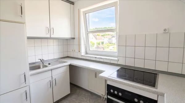Immobilie in Blaustein - Helle 2-Zimmer-Dachgeschosswohnung mit Balkon & Ausblick in Blaustein - Bild 3