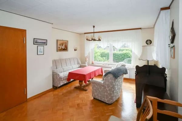 Immobilie in Steinhagen - Steinhagen-Brockhagen: 2-Familienhaus in ruhiger zentraler Wohnlage - Bild 1