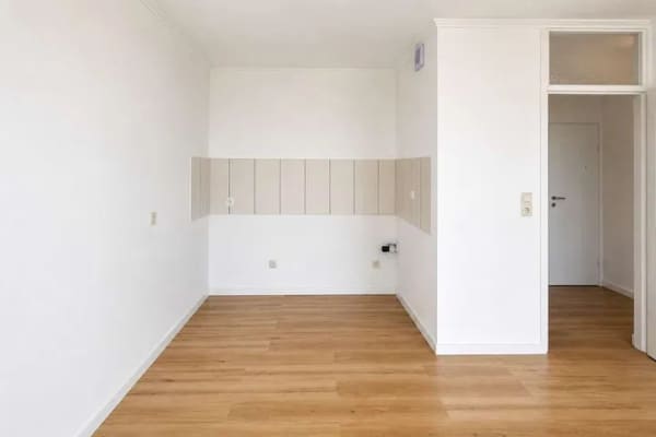 Immobilie in Pöcking - PÖCKING: Stilvolle Etagenwohnung für Eigennutzer und Kapitalanleger - Bild 3