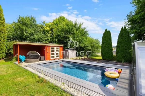 Immobilie in Sulzbach-Rosenberg - ***Familienfreundliches Haus mit Swimmingpool*** - Bild 0