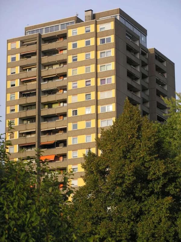 Immobilie in Langen - Kapitalanlage: 3,5-Zimmer-Wohnung mit Garage, Stellplatz und Einbauküche in Langen - Bild 0