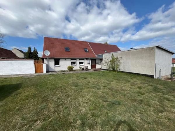 Immobilie in Schollene - Kleines Einfamilienhaus mit Ausbaupotential in ruhiger Lage und Wassernähe - Bild 0