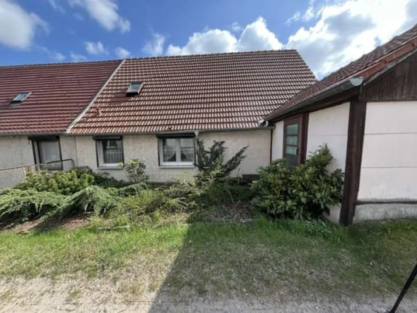 Immobilie in Schollene - Kleines Einfamilienhaus mit Ausbaupotential in ruhiger Lage und Wassernähe - Bild 1