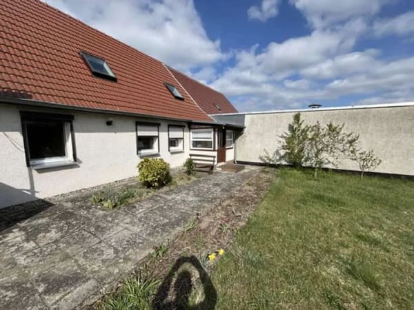 Immobilie in Schollene - Kleines Einfamilienhaus mit Ausbaupotential in ruhiger Lage und Wassernähe - Bild 2